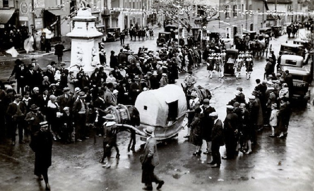 Fête de La Soie 1935